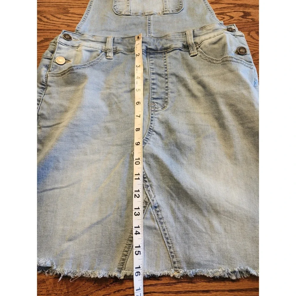 Kancan For‎ Maurices Exclusive Women's Denim Raw Hem Overall Skirt Size Medium